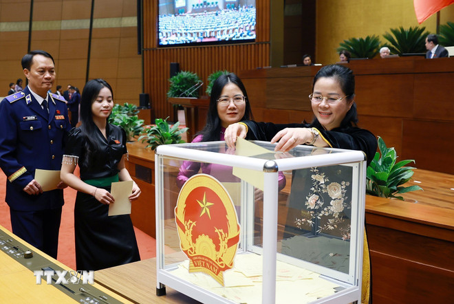 ttxvn-0704-quoc-hoi-bau-thu-tuong-2.jpg