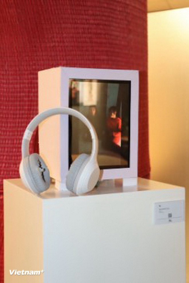 ວຽກງານ vnp-0712-nu-thoi-4.jpg