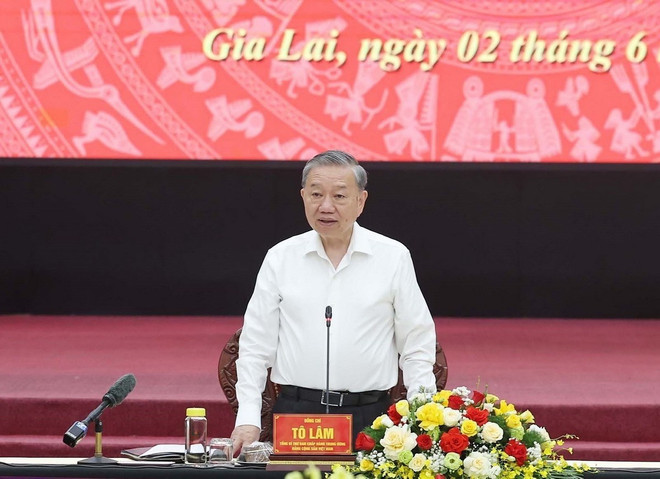 0206-tong-bi-thu.jpg
