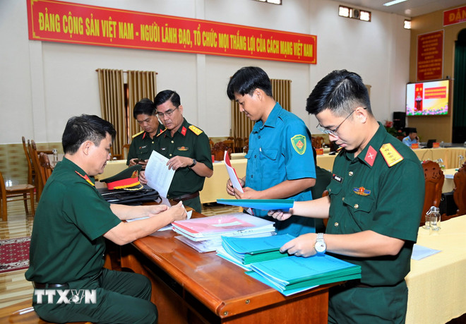 ttxvn-1302-phong-khong-nhan-dan.jpg