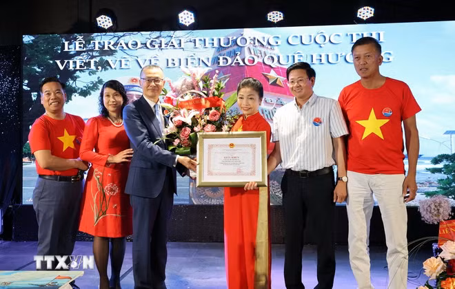 ttxvn-3006-cuoc-thi-bien-dao-kieu-bao-duc-2.jpg