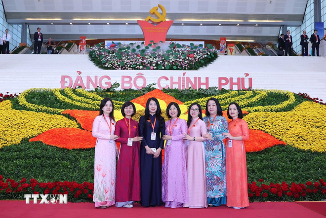 Các đại biểu tham dự Đại hội. (Ảnh: Văn Điệp/TTXVN) ttxvn-1310-dai-hoi-dang-bo-chinh-phu.jpg