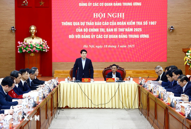Ủy viên Bộ Chính trị, Chủ tịch nước Lương Cường, Trưởng Đoàn kiểm tra số 1907 chủ trì Hội nghị. (Ảnh: Lâm Khánh/TTXVN) ttxvn-1803-chu-tich-nuoc-3.jpg
