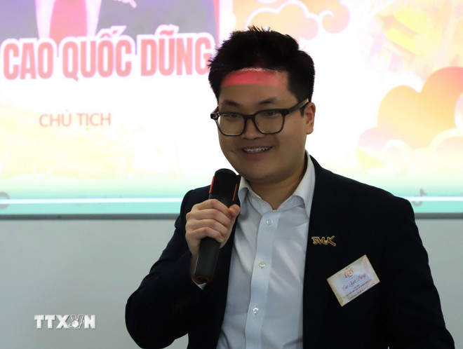 ttxvn-2303-cao-quoc-dung-chu-tich-hoi-sinh-vien-viet-tai-anh.jpg