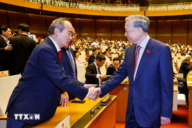 ttxvn-0604-khai-mac-ky-hop-thu-nhat-quoc-hoi-khoa-xvi-16.jpg