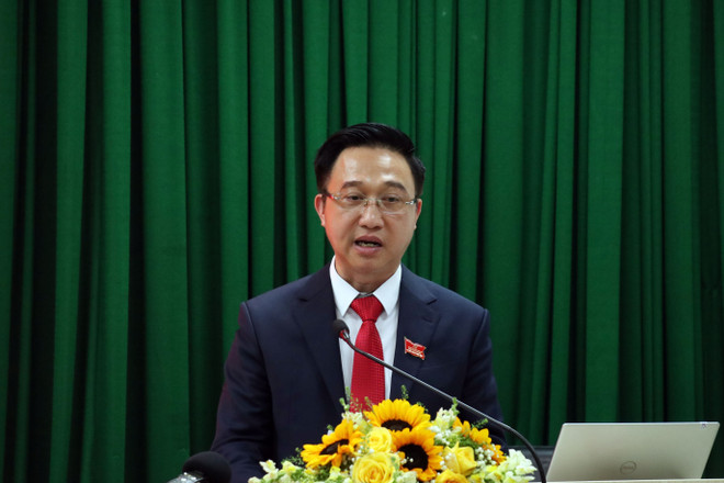 Phó Bí thư Thành ủy Thành phố Hồ Chí Minh Đặng Minh Thông phát biểu tại buổi họp báo. (Ảnh: Tiến Lực/TTXVN) 1510-hop-bao-dai-hoi-dang-bo-thanh-pho-ho-chi-minh-2.jpg
