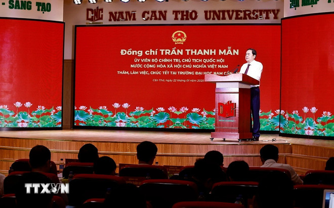 Chủ tịch Quốc hội Trần Thanh Mẫn phát biểu tại Đại học Nam Cần Thơ. (Ảnh: Doãn Tấn/TTXVN)