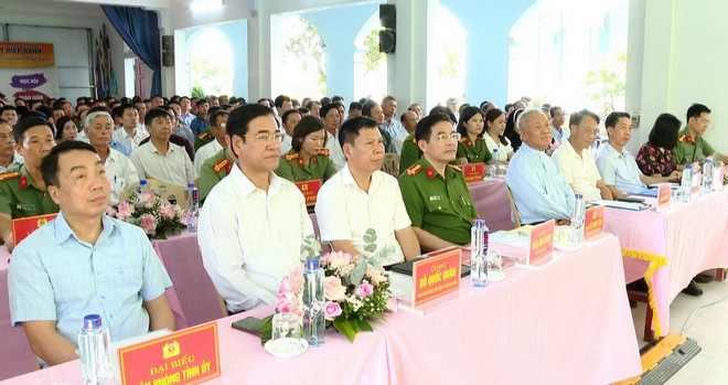 Các đại biểu dự hội nghị. (Nguồn: Công an tỉnh Ninh Bình) 3107-binh-dan-hoc-vu-so-3.jpg