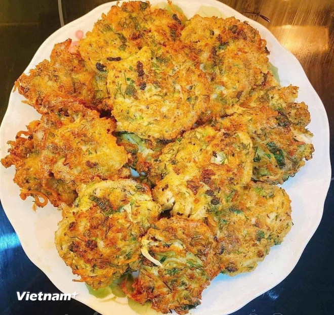 Thành phẩm chả cá ngần. (Nguồn: Vietnam+) vnp-0805-cha-ca-ngan-3.jpg