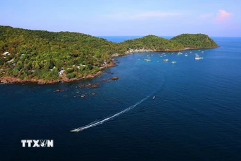 Vùng biển đảo phía nam đảo Phú Quốc. (Ảnh: Dương Giang/TTXVN)