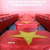 Các mẫu sinh phẩm hài cốt liệt sỹ được niêm phong, đóng gói nghiêm ngặt vào thùng chuyên dụng, phủ Quốc kỳ trước khi được đưa lên máy bay. (Ảnh: Xuân Khu/TTXVN)