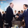 Phó Thủ tướng Trần Hồng Hà với Đại sứ Cộng hòa Armenia tại Việt Nam Suren Bagdasaryan. (Ảnh: Văn Điệp/ TTXVN)