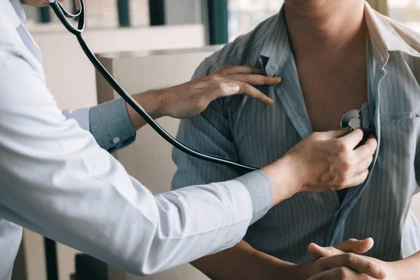 Nguy cơ bệnh tim ở nam giới bắt đầu gia tăng rõ rệt từ giữa độ tuổi 30.