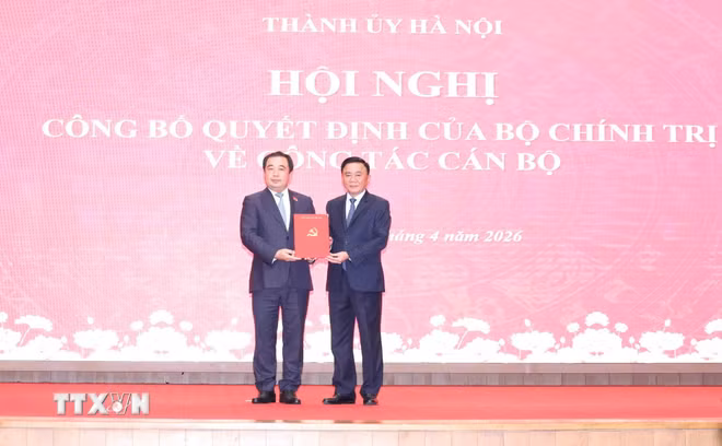 ttxvn-dong-chi-tran-duc-thang-giu-chuc-bi-thu-thanh-uy-ha-noi-1.jpg