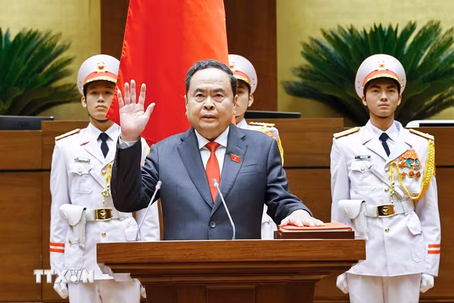 ttxvn-dong-chi-tran-thanh-man-tuyen-the-nham-chuc-chu-tich-quoc-hoi-khoa-xvi-2.jpg