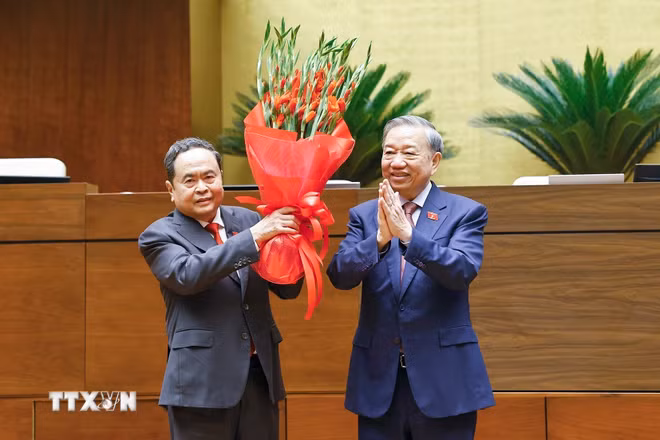 ttxvn-dong-chi-tran-thanh-man-tuyen-the-nham-chuc-chu-tich-quoc-hoi-khoa-xvi-4.jpg