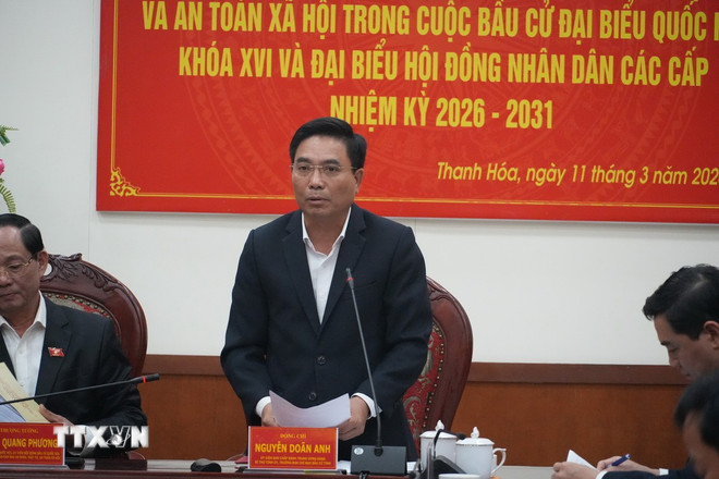 ttxvn-pho-chu-tich-quoc-hoi-kiem-tra-cong-tac-bau-cu-tai-tinh-thanh-hoa-1.jpg