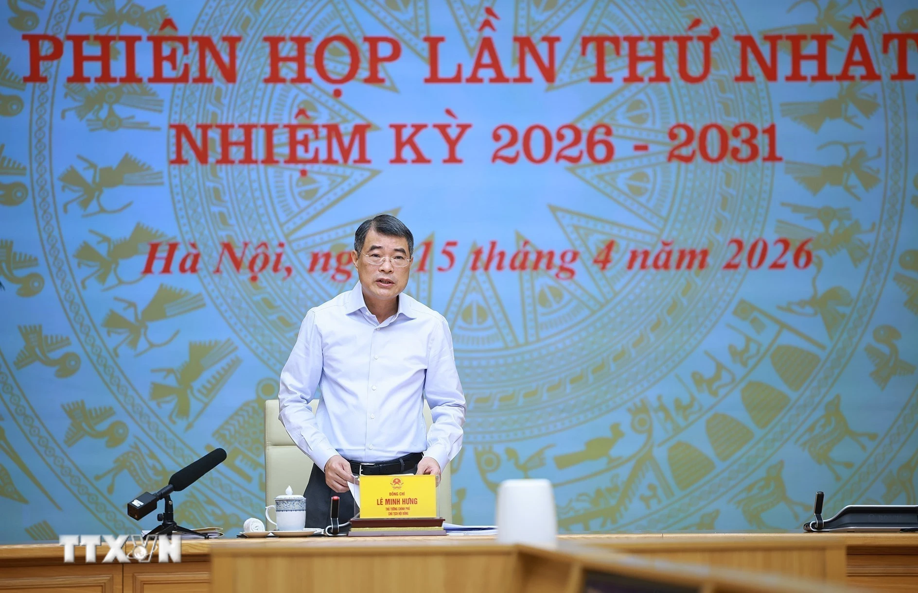 Thủ tướng yêu cầu thi đua khen thưởng gắn chặt với mục tiêu tăng trưởng kinh tế