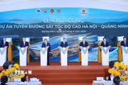 Thủ tướng Lê Minh Hưng và các đại biểu khởi công Dự án tuyến đường sắt tốc độ cao Hà Nội-Quảng Ninh. (Ảnh: Dương Giang/TTXVN)