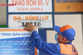 Giá xăng dầu cao, doanh nghiệp vận tải buộc phải linh hoạt điều chỉnh cước phí