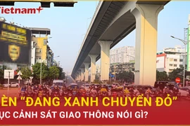 Bản tin 60s: Phản hồi vụ đèn tín hiệu 'đang xanh chuyển đỏ'