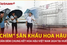 Nước lũ "nhấn chìm" sân khấu chung kết Hoa hậu Việt Nam
