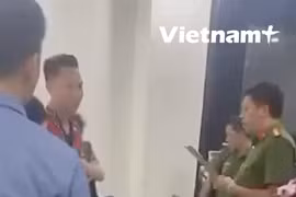 Cảnh sát khám xét nơi ở của Huấn "Hoa Hồng"