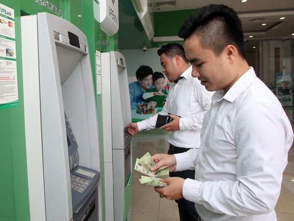 Doanh nghiệp nhà nước “dẫn đầu” về mức lương và thu nhập năm 2016 ảnh 1