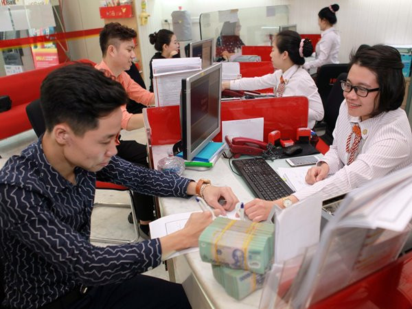 Thưởng Tết Đinh Dậu: Người nhận 1 tỷ đồng, người lĩnh 50.000 ảnh 1