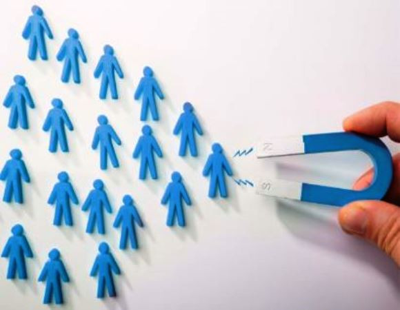 Thiếu hụt nhân tài: Yếu tố nào thu hút và giữ chân người lao động? ảnh 2