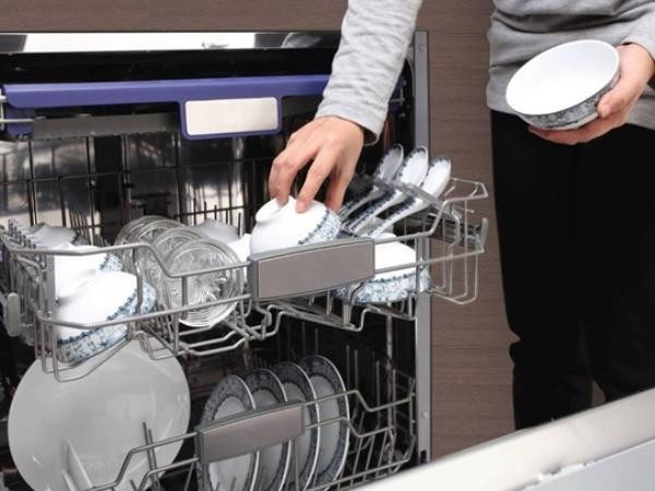 'Bật mí' những món quà xa xỉ tặng phái đẹp nhân dịp 8/3 ảnh 3