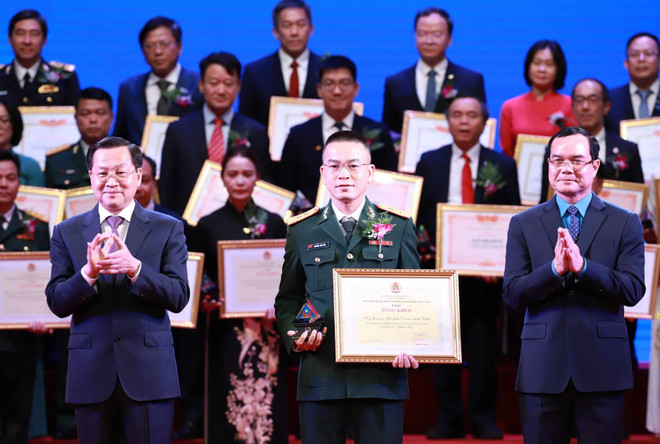 Tôn vinh 64 doanh nghiệp tiêu biểu về tăng phúc lợi cho người lao động ảnh 2