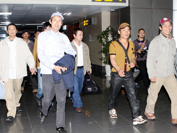 Đang gấp rút sơ tán toàn bộ lao động Việt Nam khỏi Lybia ảnh 1