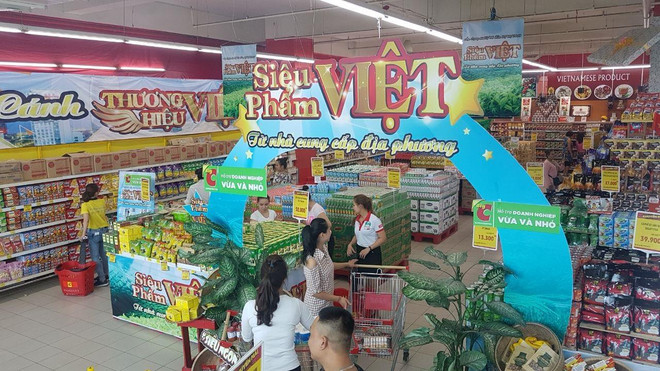Gian hàng Việt tại siệu thị Big C. Big C dừng nhận hàng may mặc Việt Nam: 'Mất phân phối sẽ mất sản xuất' ảnh 1
