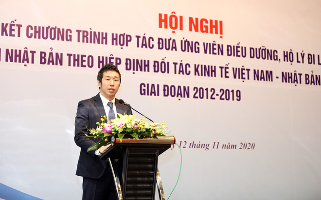Ông Hayashi Mikio, Bí thư thứ nhất, Đại sứ quán Nhật Bản tại Việt Nam chia sẻ những nhận xét về ứng viên điều dưỡng và hộ lý Việt Nam. (Ảnh: Anh Tuấn/TTXVN) Hộ lý, điều dưỡng Việt Nam được đánh giá cao khi làm việc tại Nhật Bản ảnh 2