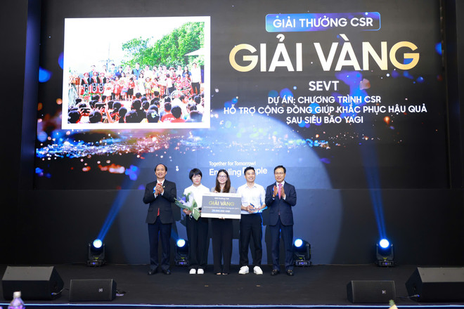 Nhiều dự án CSR xuất sắc của các đơn vị Samsung tại Việt Nam được vinh danh và trao thưởng tại sự kiện.jpg