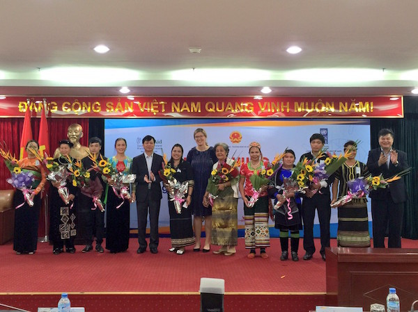 Nhóm tín dụng ở Sóc Trăng đoạt giải Nhất sáng kiến giảm nghèo bền vững ảnh 1