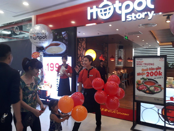 Nhiều khuyến mãi hấp dẫn ngày khai trương trung tâm thương mại Artemis ảnh 5