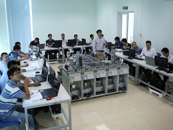 Nhân sự cấp trung ở Việt Nam chưa tự tin để dịch chuyển trong ASEAN ảnh 1