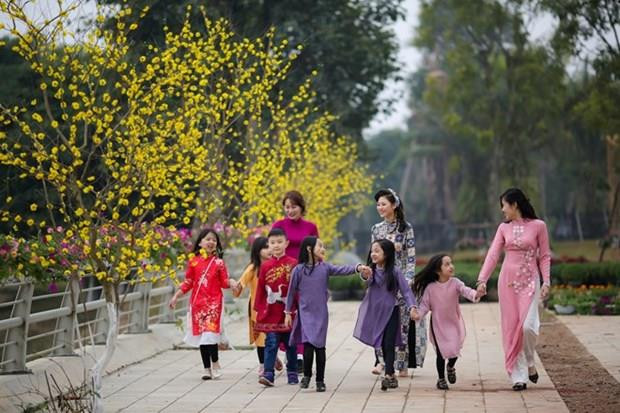 Dịp nghỉ Tết Âm lịch có thể kéo dài 7-9 ngày. (Ảnh minh họa: PV/Vietnam+) Đề xuất bổ sung nghỉ lễ dịp 27/7 và không nghỉ bù dịp Tết Âm lịch ảnh 3