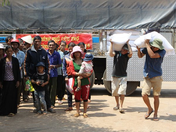 Mười tỉnh xin hỗ trợ gạo cứu đói dịp Tết Nguyên đán Đinh Dậu ảnh 1