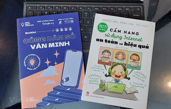Bảo vệ trẻ em trên môi trường mạng là một trong những ưu tiên của Tháng hành động vì trẻ em. (Ảnh minh hoạ: PV/Vietnam+) Tháng hành động vì trẻ em 2023: 'Chung tay giảm thiểu tổn hại trẻ em' ảnh 2