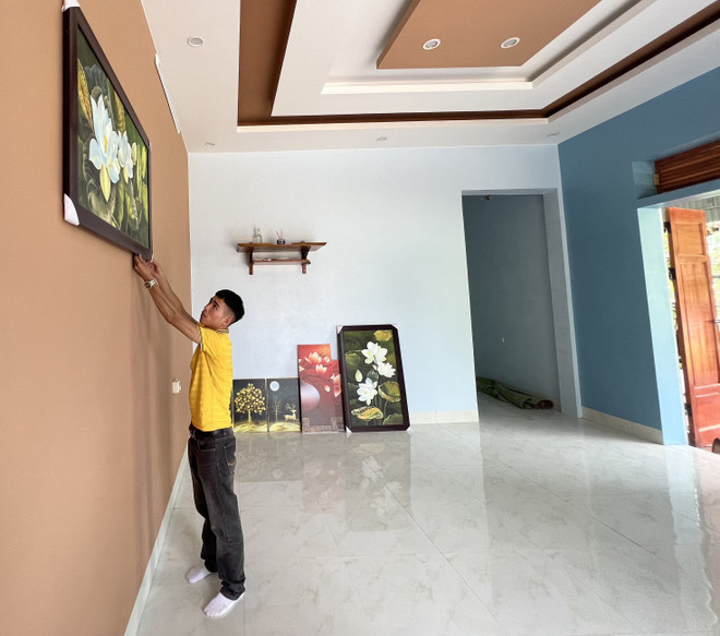 Xuất khẩu lao động: 'Con đường thoát nghèo' của người dân vùng khó ảnh 1