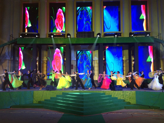 Đón giao thừa với đại nhạc hội "Chào Xuân mới 2014" ảnh 2