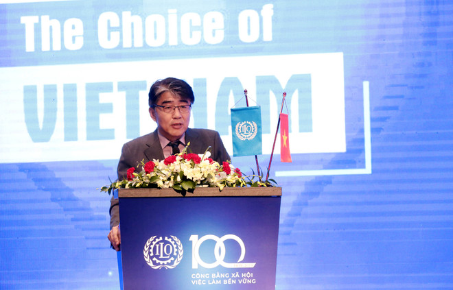 Ông Chang-Hee Lee, Giám đốc Văn phòng ILO tại Việt Nam phát biểu tại Diễn đàn Lao động năm 2019. (Ảnh: PV/Vietnam+) ILO: Chất lượng việc làm đang là một thách thức đối với Việt Nam ảnh 2