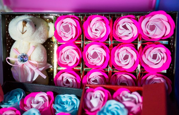 Năm lựa chọn quà tặng tinh tế cho ngày Quốc tế phụ nữ 8/3 ảnh 1