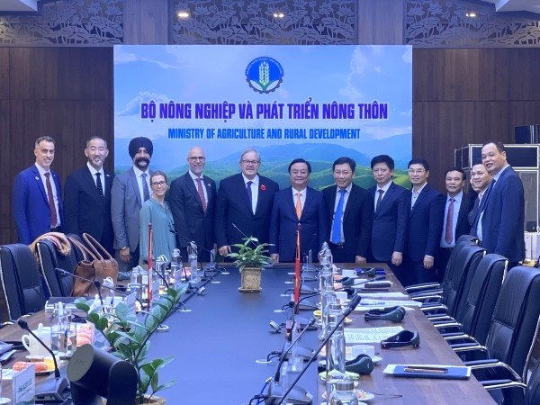 Việt Nam và Canada tăng cường hợp tác thúc đẩy thương mại nông sản ảnh 1