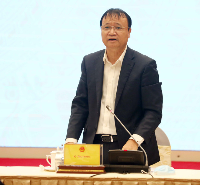 Xem xét hỗ trợ về vốn để tăng nhập khẩu, đảm bảo nguồn cung xăng dầu ảnh 2