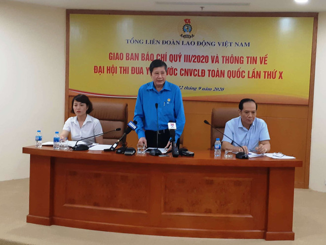 Họp báo và thông tin về Đại hội thi đua yêu nước trong công nhân, viên chức, lao động toàn quốc lần thứ X. (Ảnh: PV/Vietnam+) Tôn vinh 10 công nhân viên chức lao động là điển hình thi đua yêu nước ảnh 1