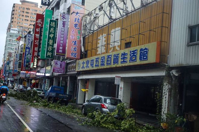 [Photo] Bão Megi đổ bộ vào Đài Loan làm hơn 30 người bị thương ảnh 11